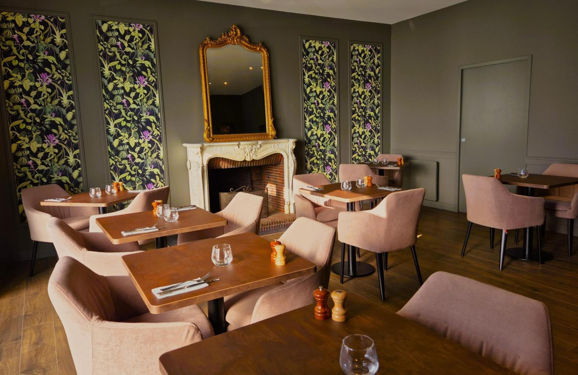 Le Beaugency Hotel Bagian luar foto