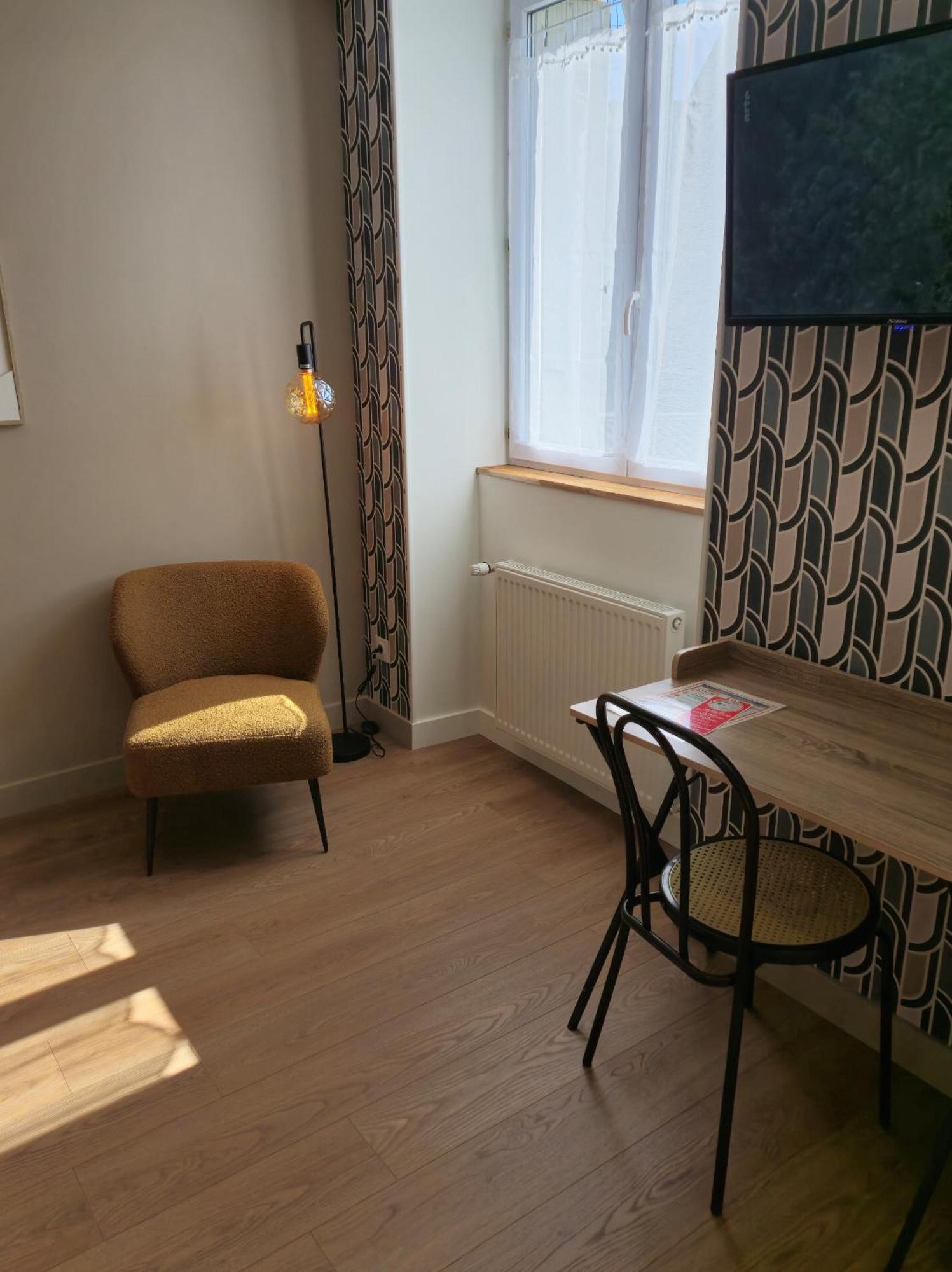Le Beaugency Hotel Bagian luar foto