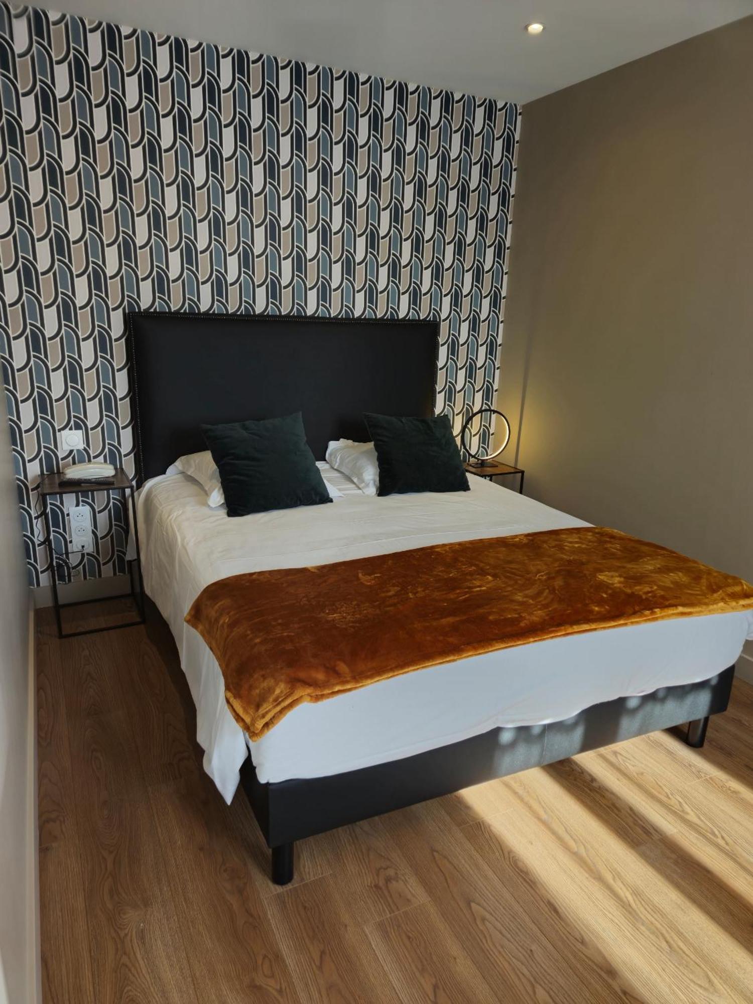 Le Beaugency Hotel Bagian luar foto