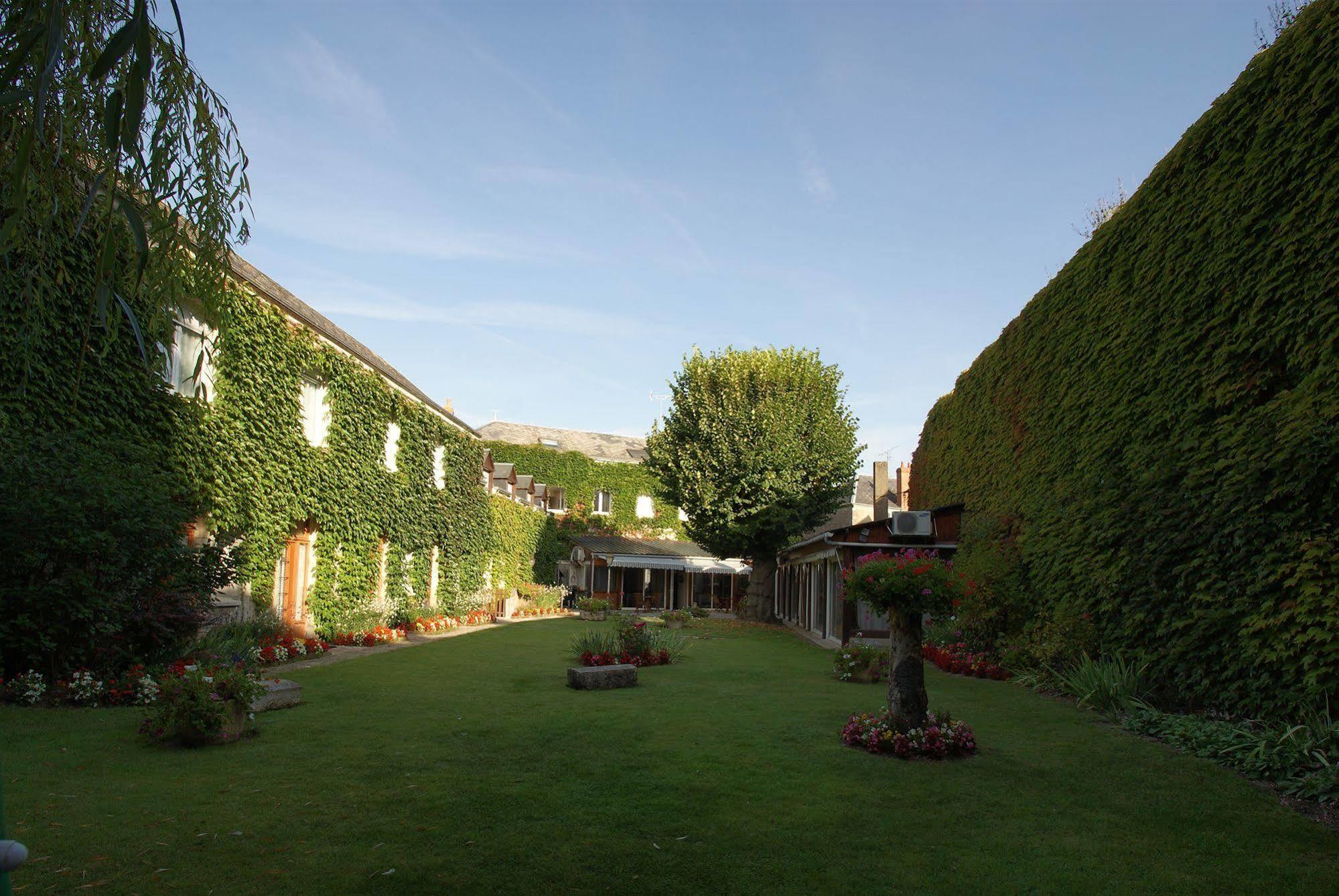 Le Beaugency Hotel Bagian luar foto