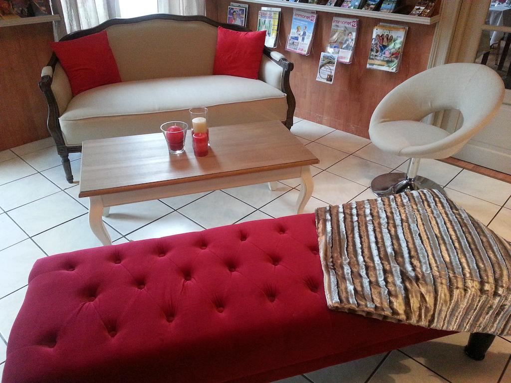 Le Beaugency Hotel Bagian luar foto