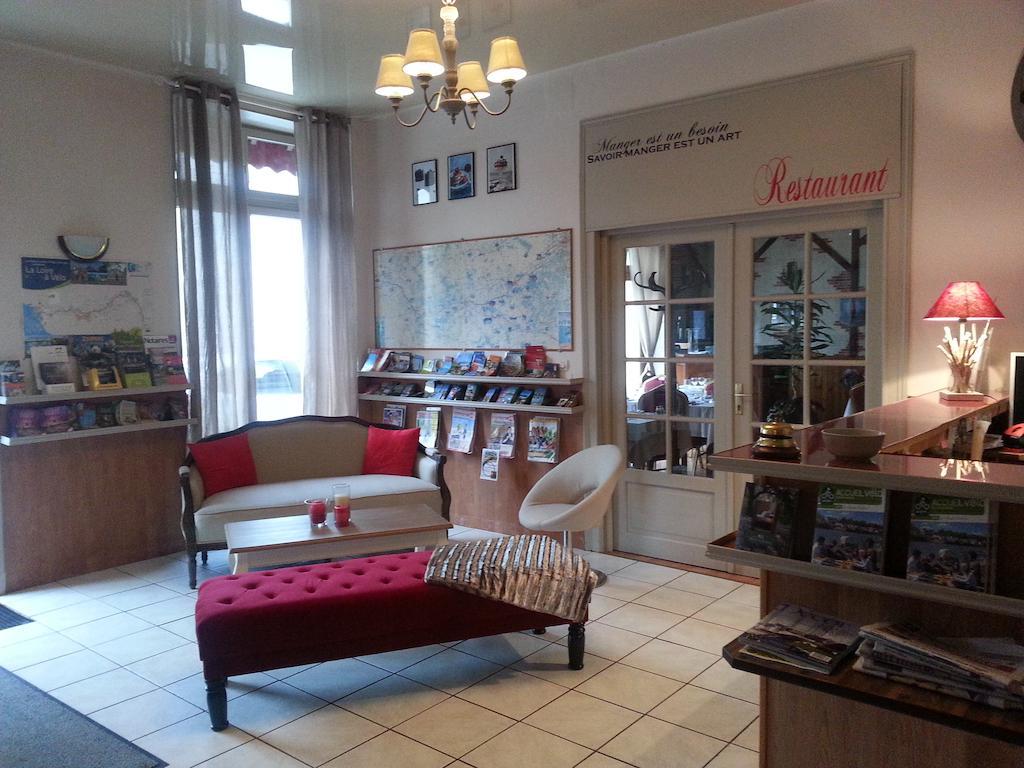 Le Beaugency Hotel Bagian luar foto